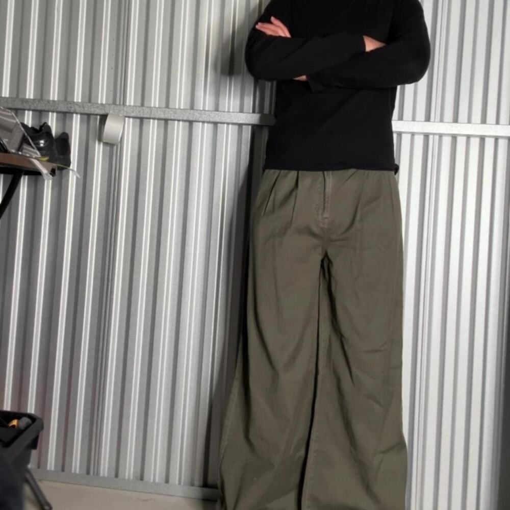 Wide leg pants12.5 Size 32x34